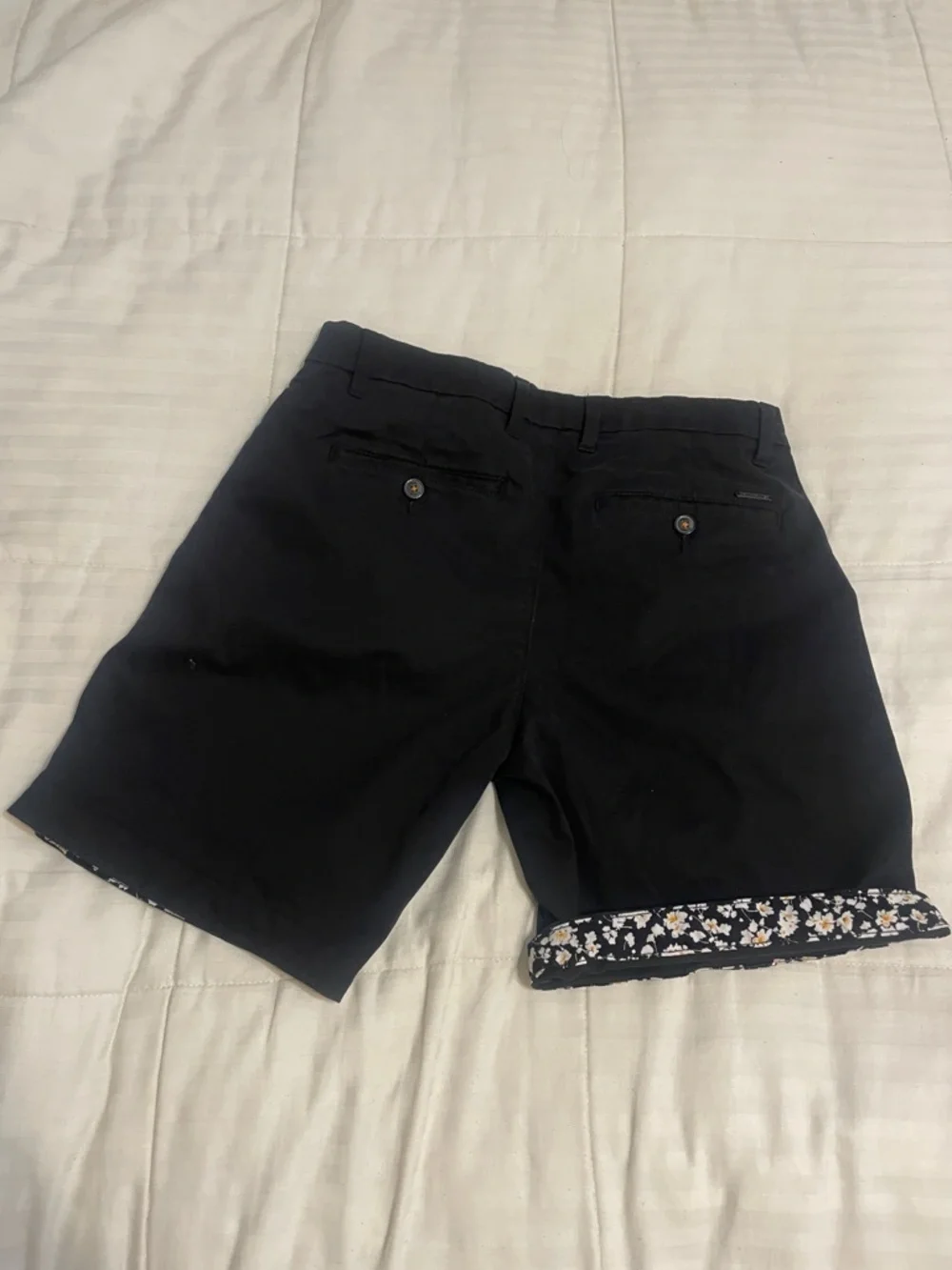 Denim & Flower Black Flat-Front Men's Shorts with Floral Cuff